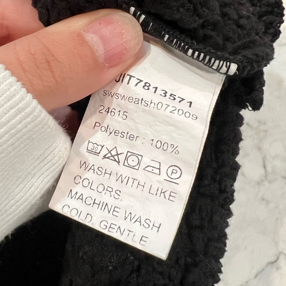 Shein Fuzzy Black Cropped Sweater - Picture 6 of 8